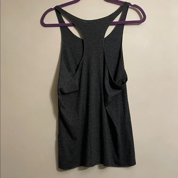 Charcoal Graphic Tank Top with Leopard and Flag Design - Picture 3 of 6